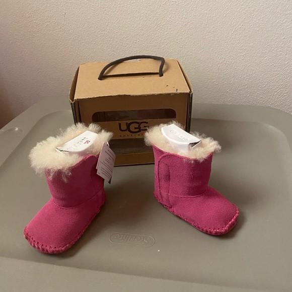 baby uggs size 6